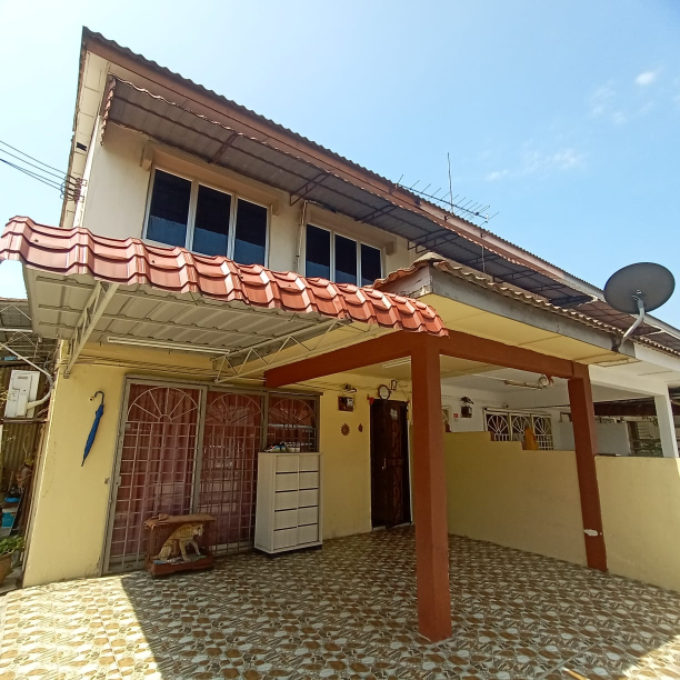 CORNER LOT DOUBLE STOREY TAMAN KINRARA PUCHONG - photo 5