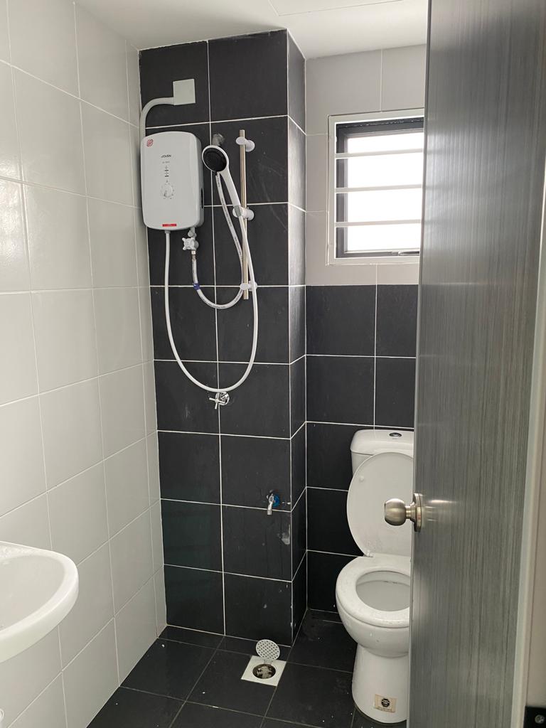PARTLY FURNISHED RESIDENSI AMAN BANDAR TEKNOLOGI - photo 6
