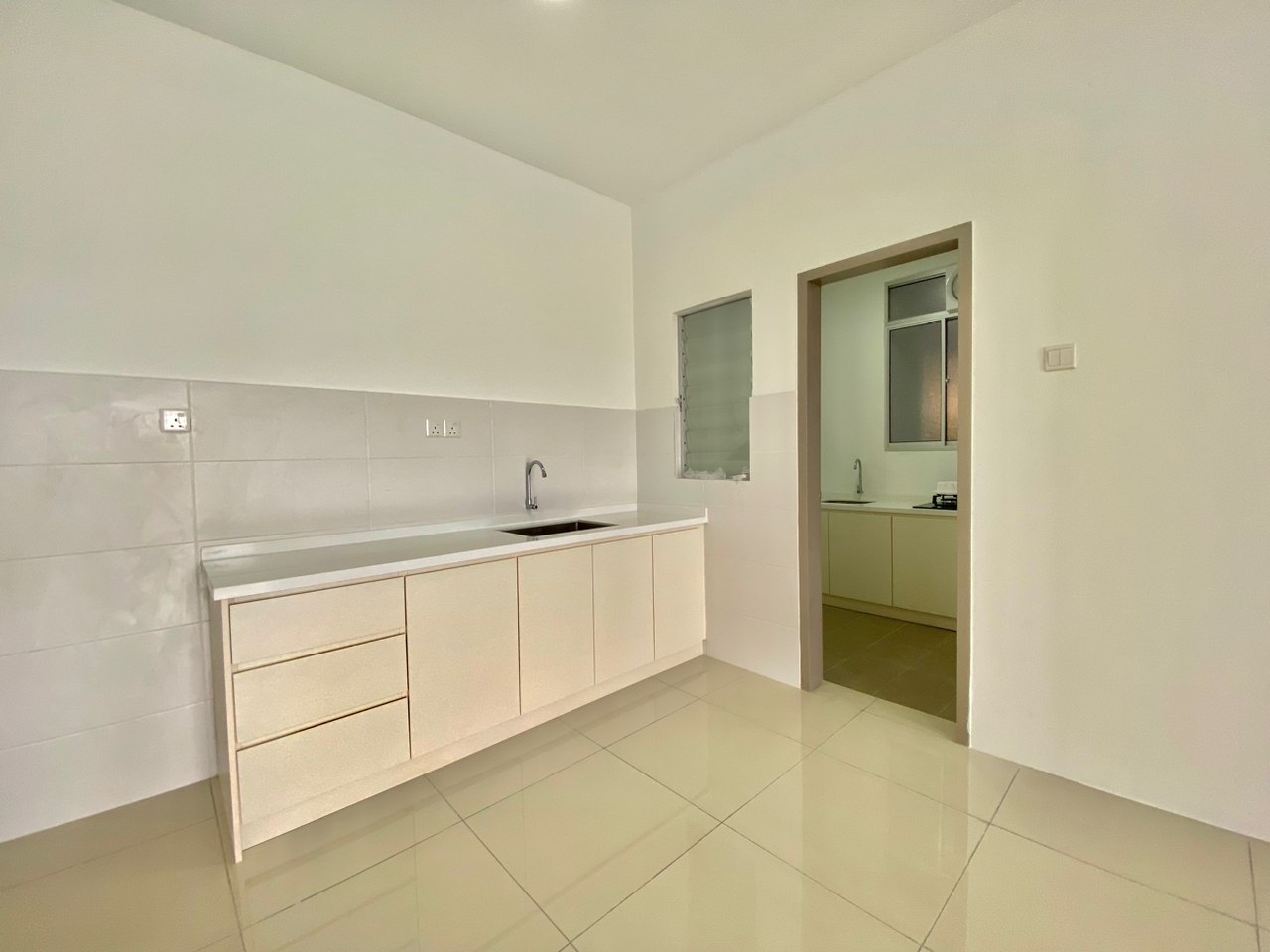 NICE UNIT PLATINUM SPLENDOR RESIDENSI - photo 3