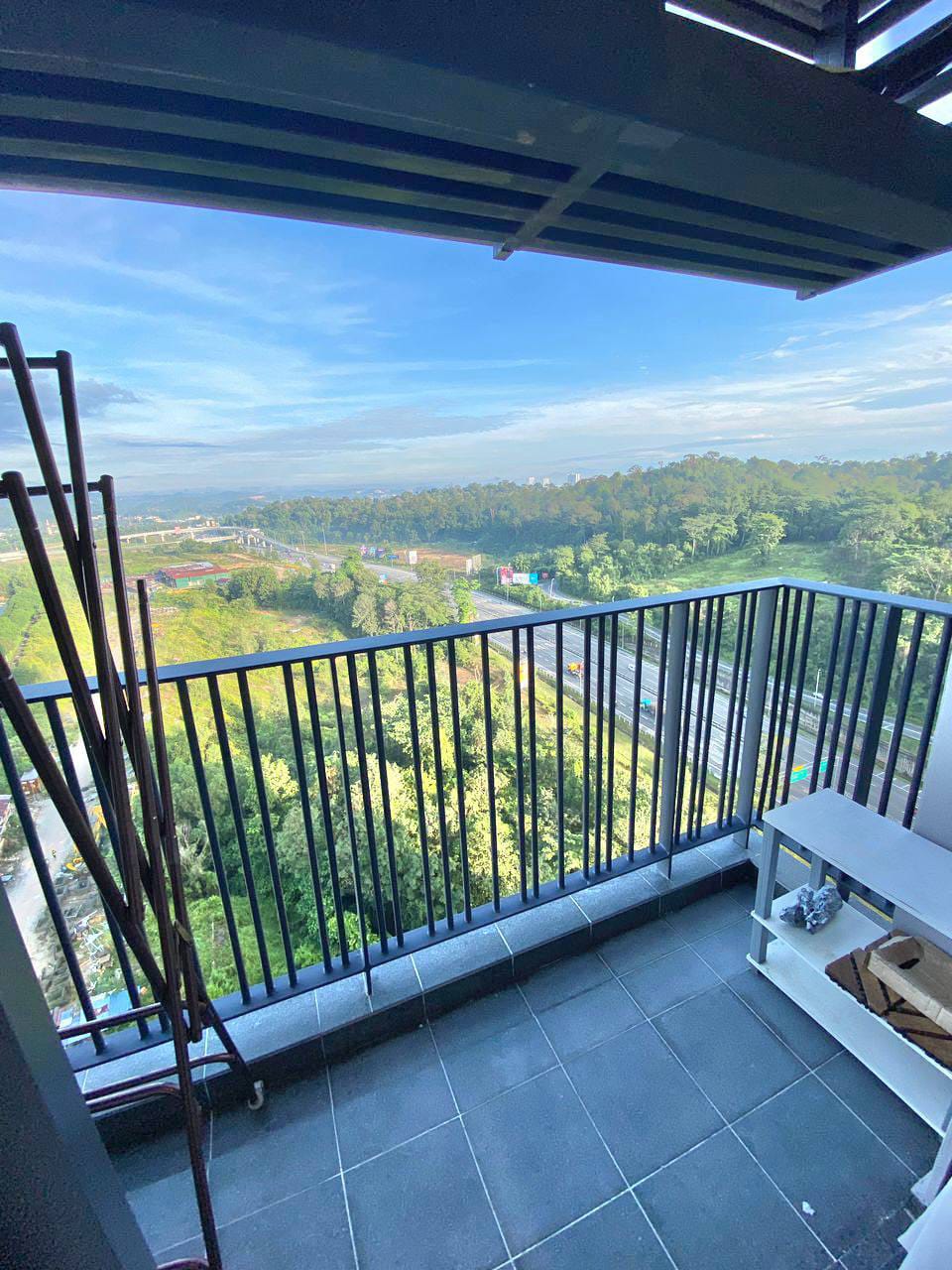 RENOVATED SENSORY RESIDENCE SOUTHVILLE CITY - photo 8