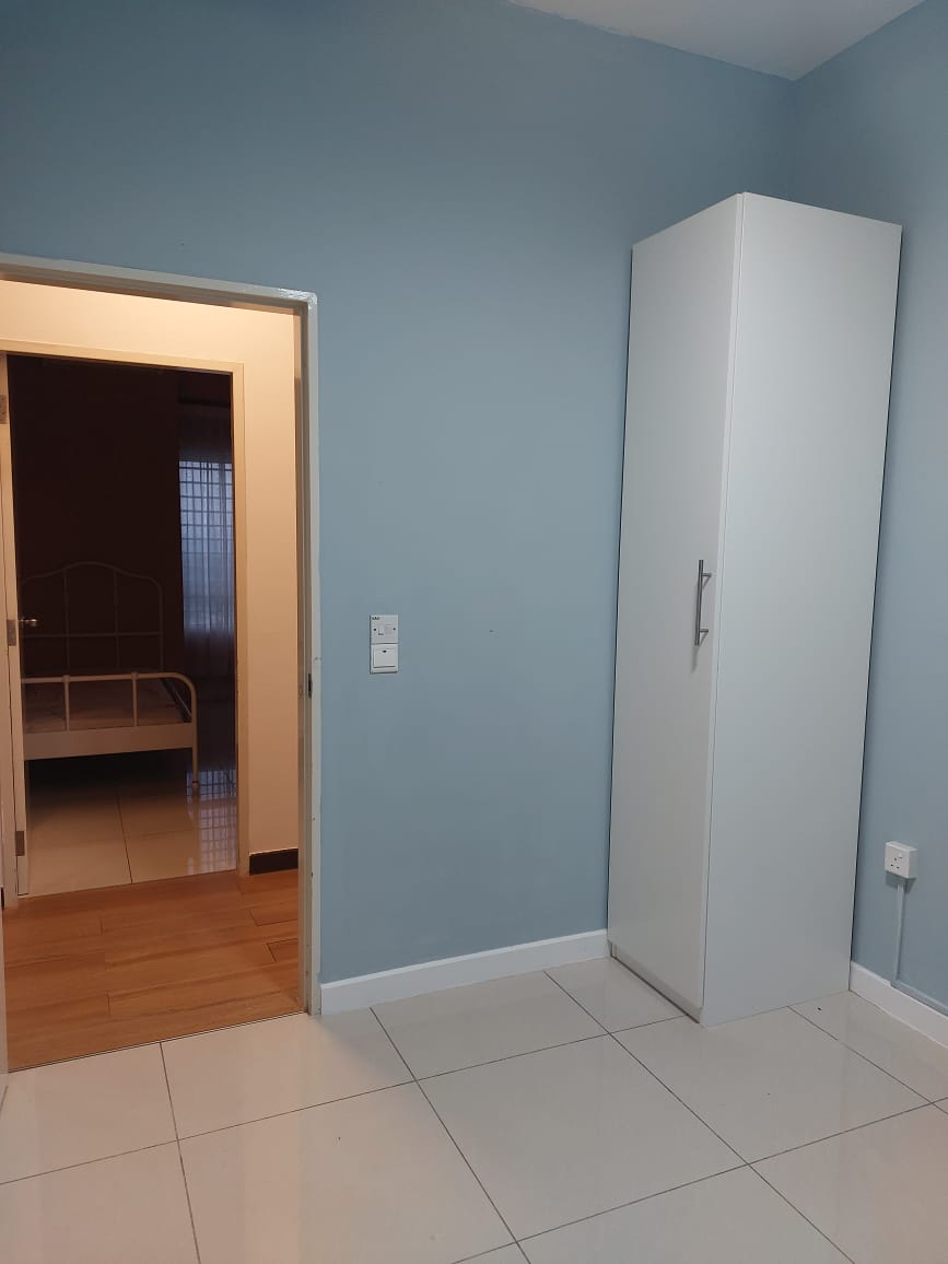 RENOVATED SAVANNA EXECUTIVE SUITE SOUTHVILLE - photo 6