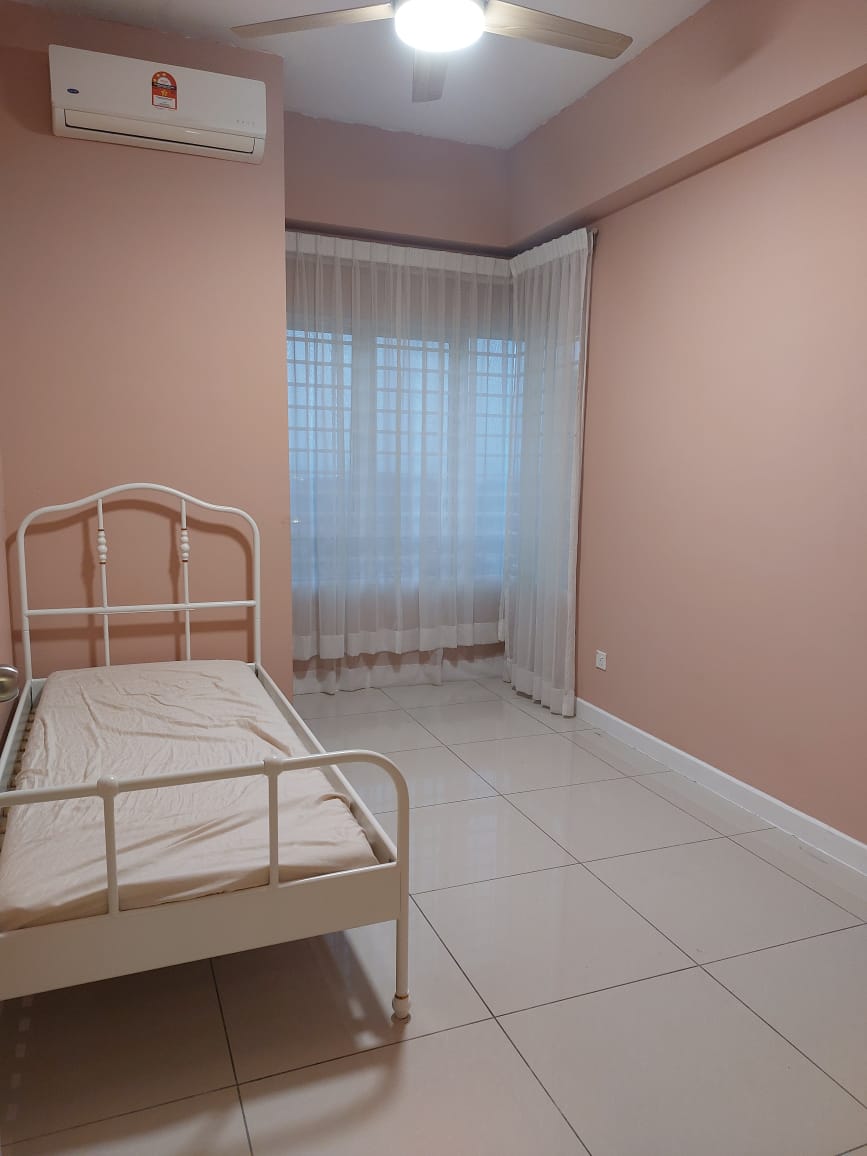 RENOVATED SAVANNA EXECUTIVE SUITE SOUTHVILLE - photo 8