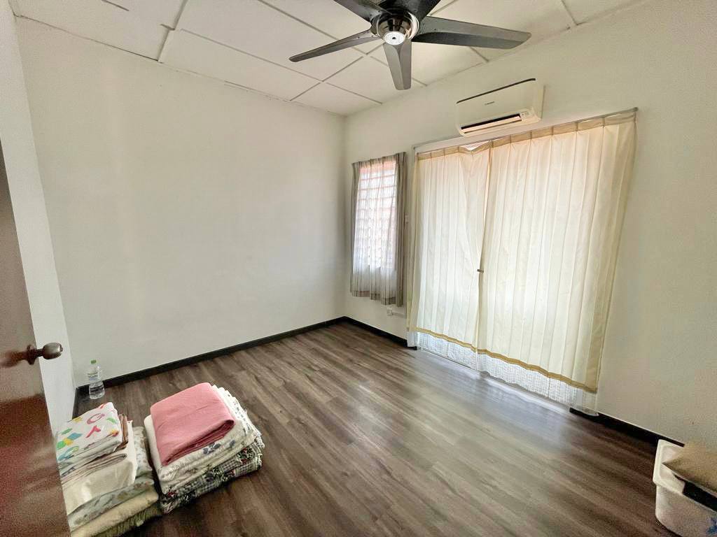 NICE UNIT DOUBLE STOREY TAMAN LESTARI PUTRA - photo 6