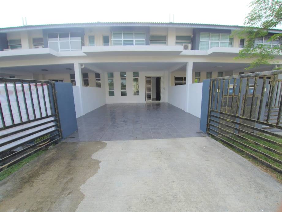 2 Storey Terrace Bangi Avenue FREEHOLD For Sale