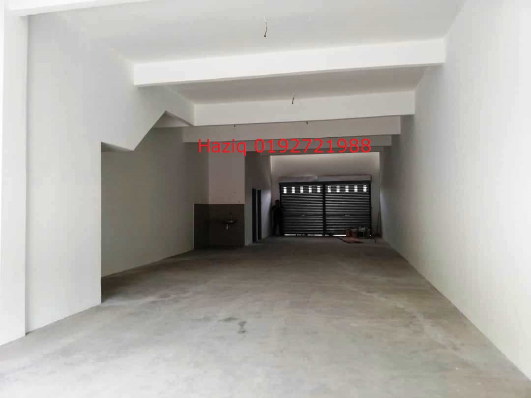 Shop Lot Taman Jenderam Damai Jalan Kajang Dengkil - photo 4