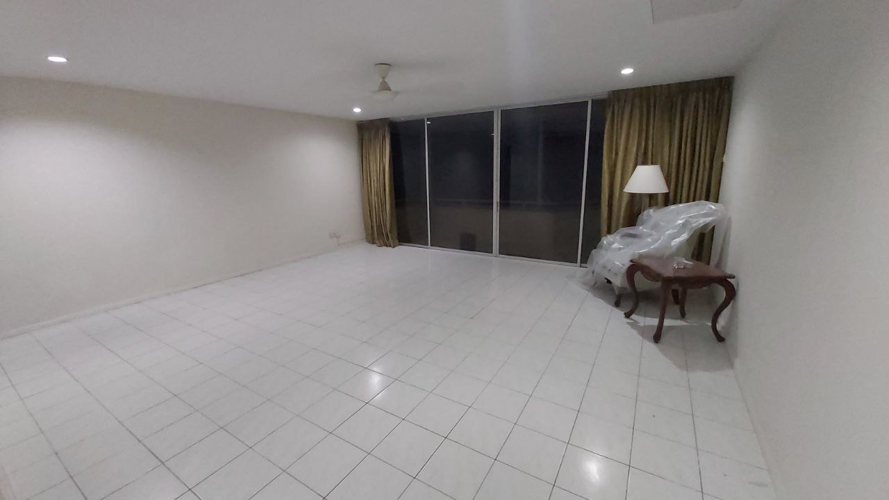 Ukay Club Villas Condominium Taman Kelab Ukay - photo 4
