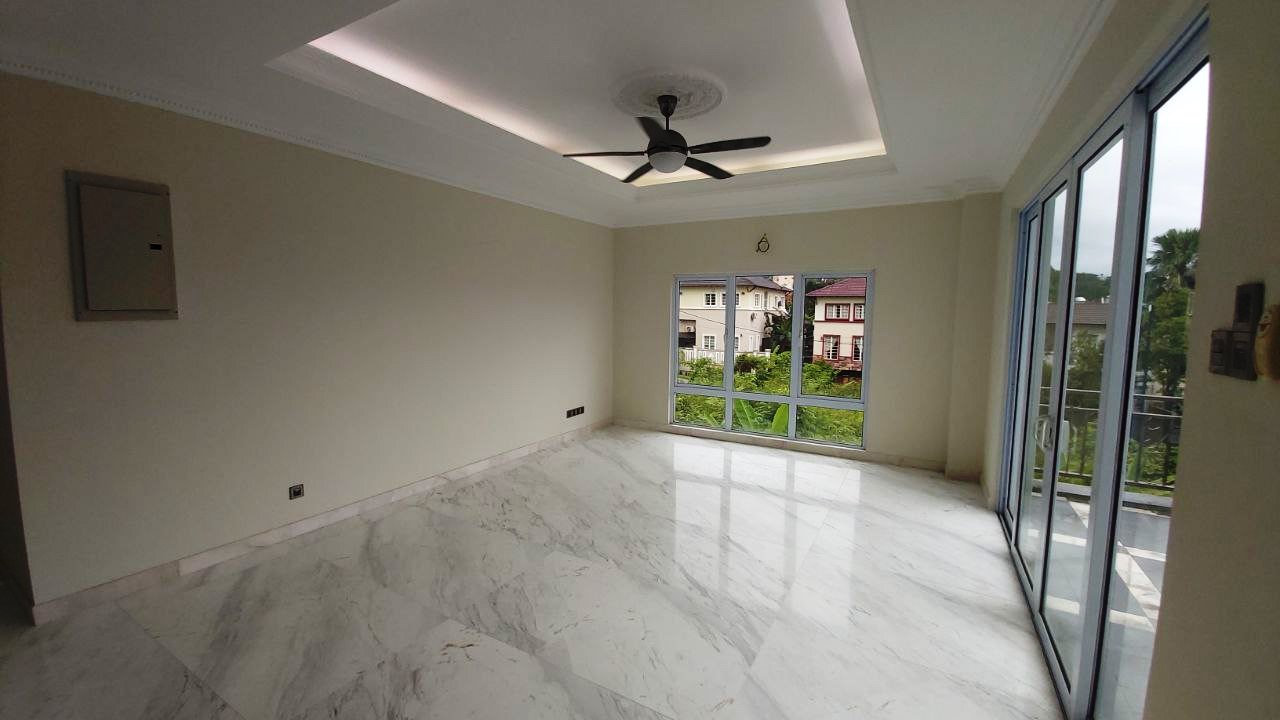 Kemensah Heights Freehold Spacious Bungalow - photo 4