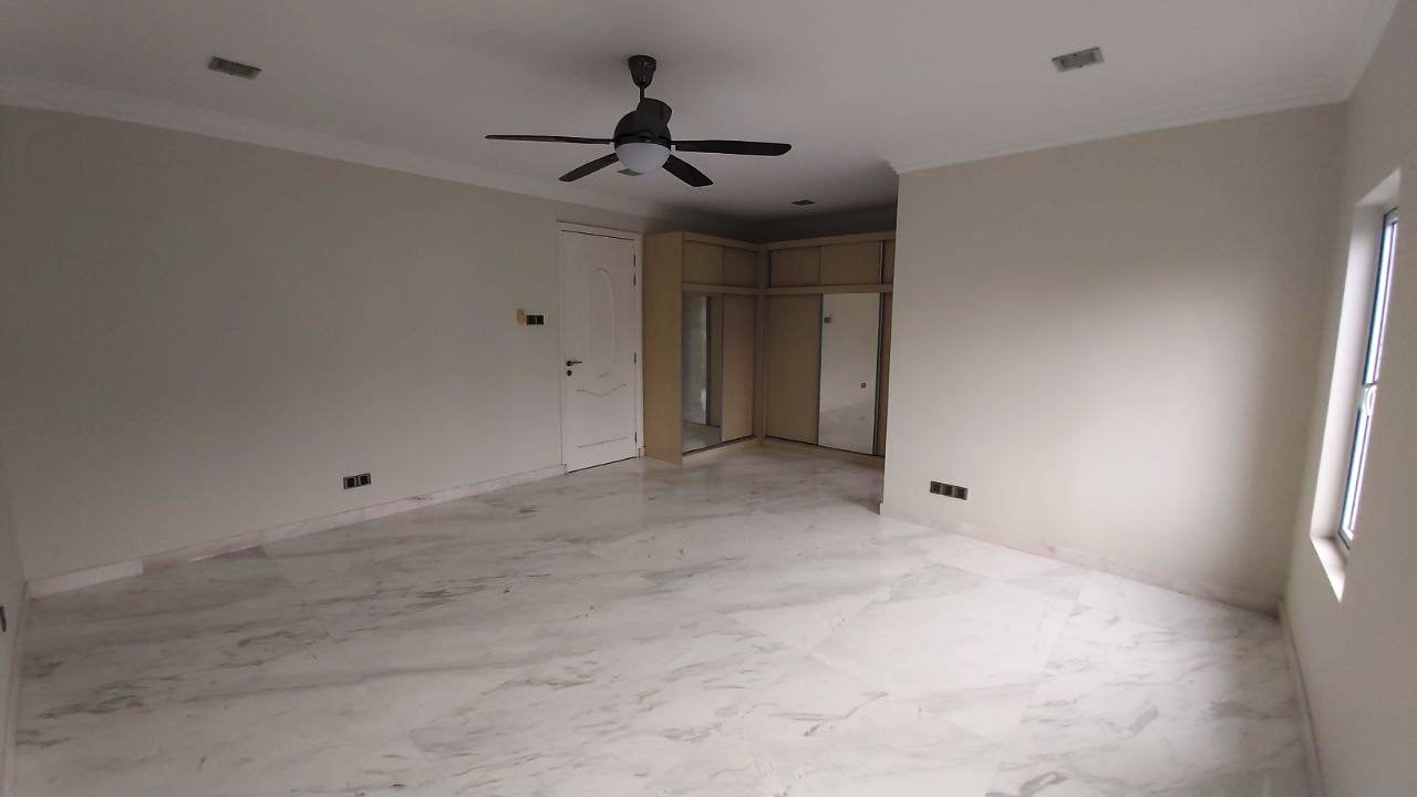 Kemensah Heights Freehold Spacious Bungalow - photo 9