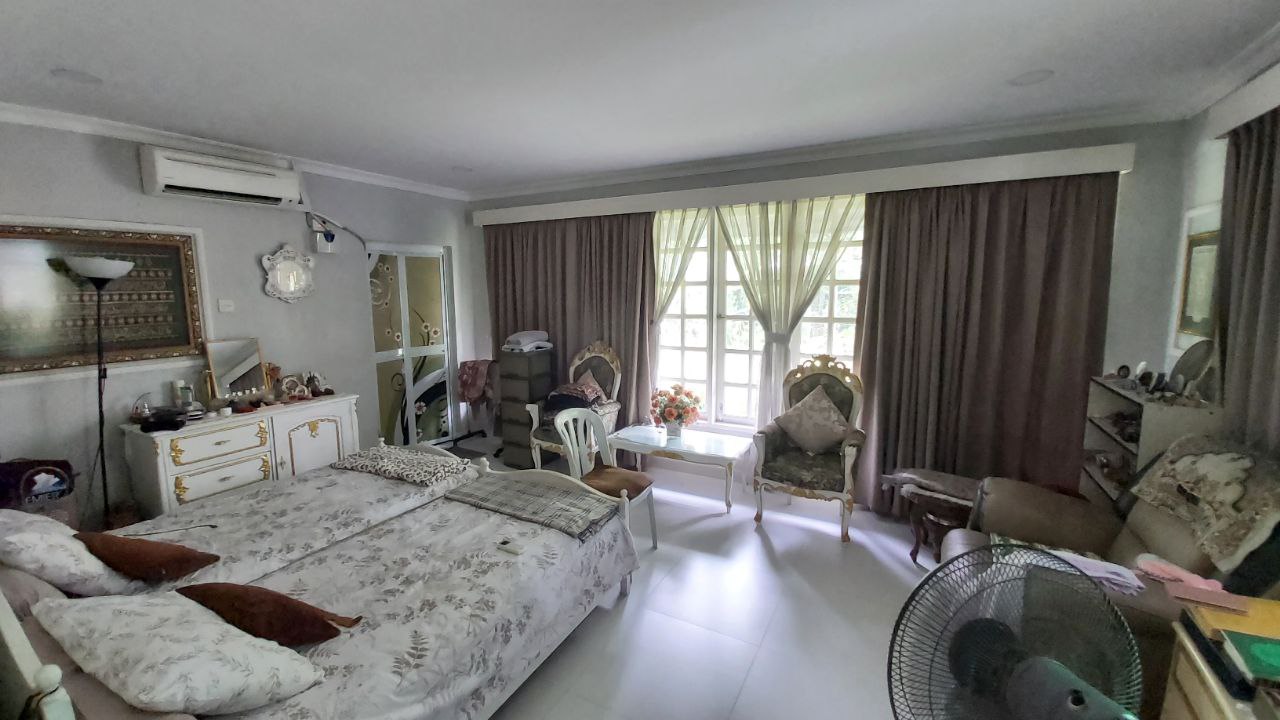 Bungalow Taman Pelangi Sentul - photo 2