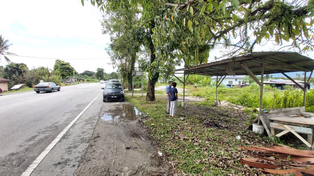 Beranang Selangor Tanah Tepi Jalan Freehold - photo 2