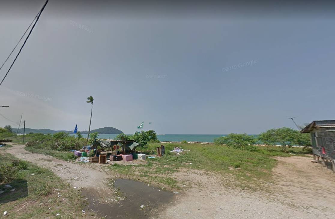Tanah Tepi Laut Chukai Kemaman Terengganu - photo 7