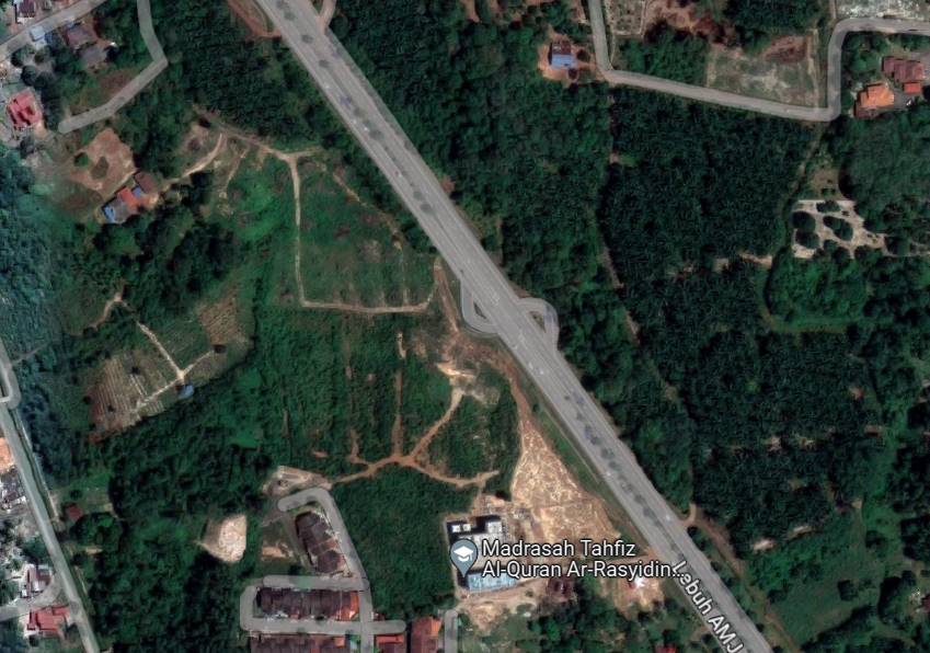 Tanah Tepi Jalan Alor Gajah Melaka Highway AMJ - photo 5