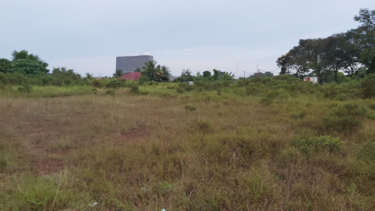 Tanah Jalan Kebun Near Kesas Highway - photo 6