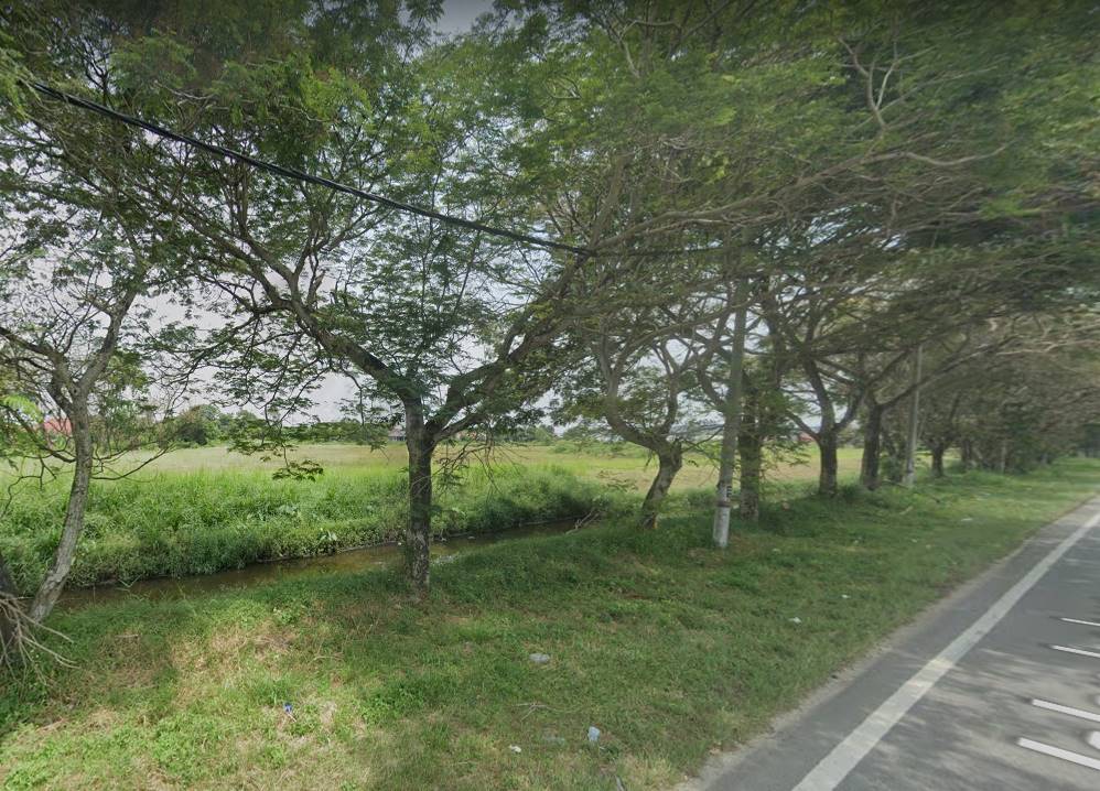Tanah Jalan Kebun Near Kesas Highway - photo 12