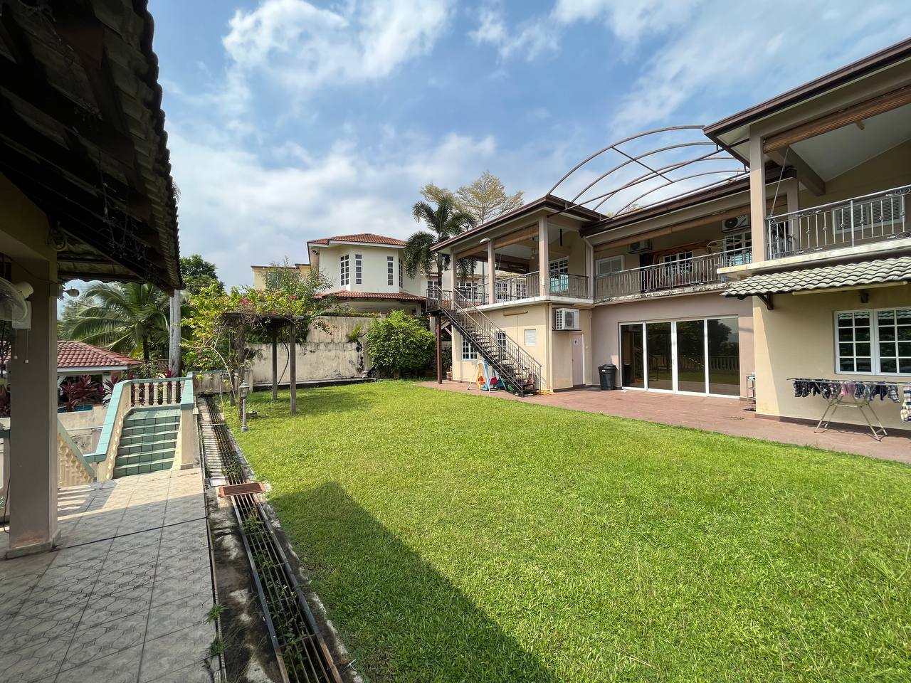 Ukay Perdana UP3 Ampang Bungalow - photo 9