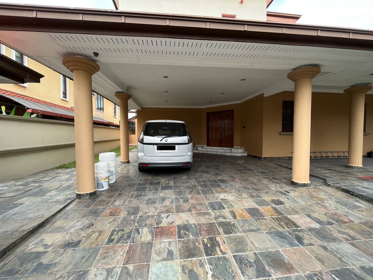 Bungalow Taman Ampang Utama - photo 3