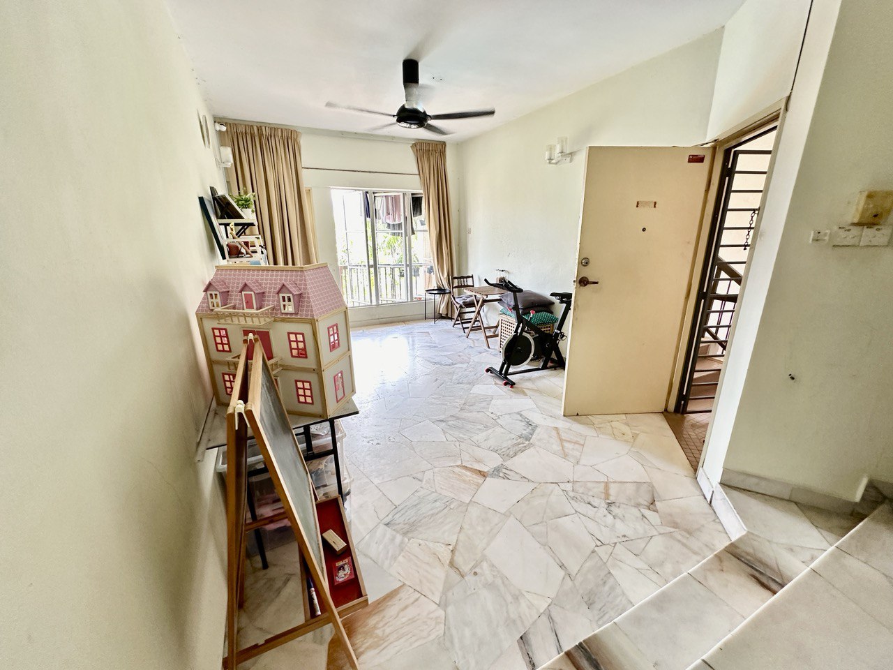 Sri Kenangan Condominium Seksyen 6 Wangsa Maju - photo 2