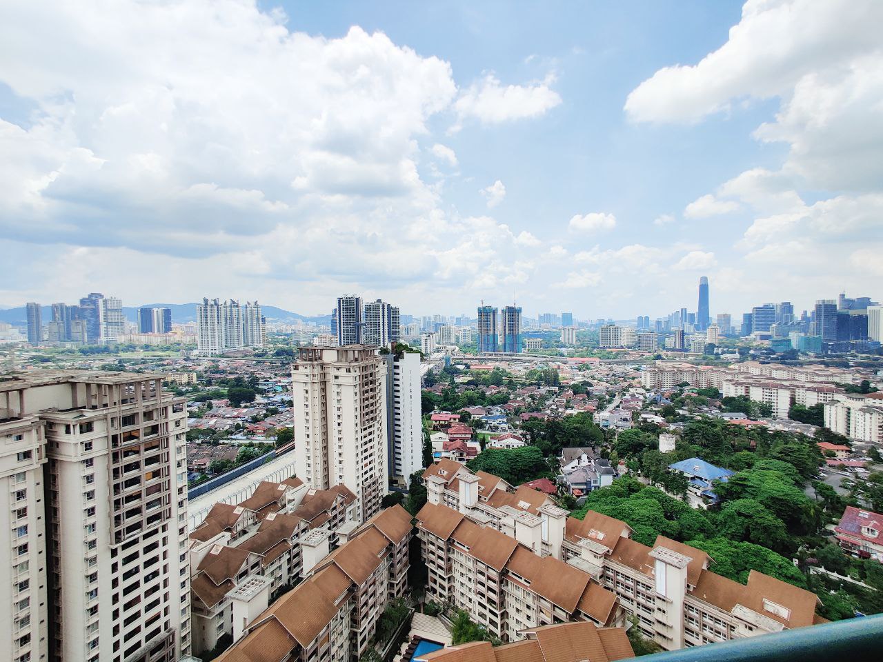 Seri Maya Condominium - photo 4