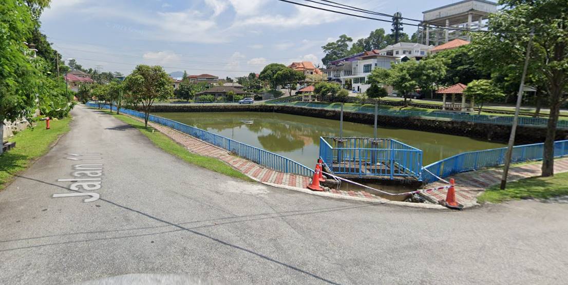 Lot Bungalow Tanah Bangunan Kampung Melayu Kepong - photo 7