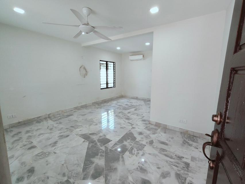 Bandar Kinrara Rumah Teres Freehold - photo 4