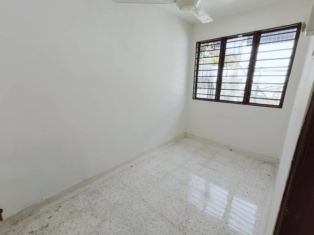 Bandar Kinrara Rumah Teres Freehold - photo 10