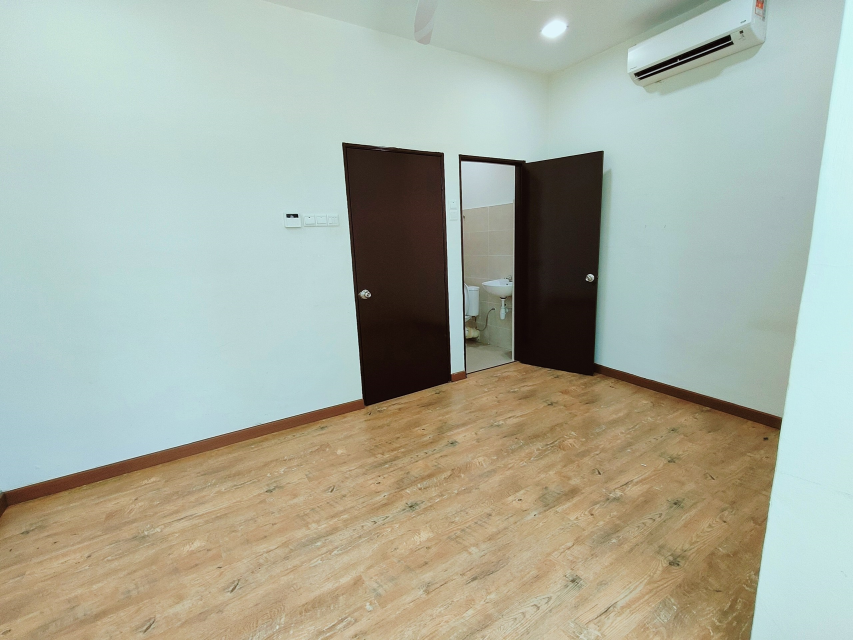 Bandar Kinrara Rumah Teres Freehold - photo 12