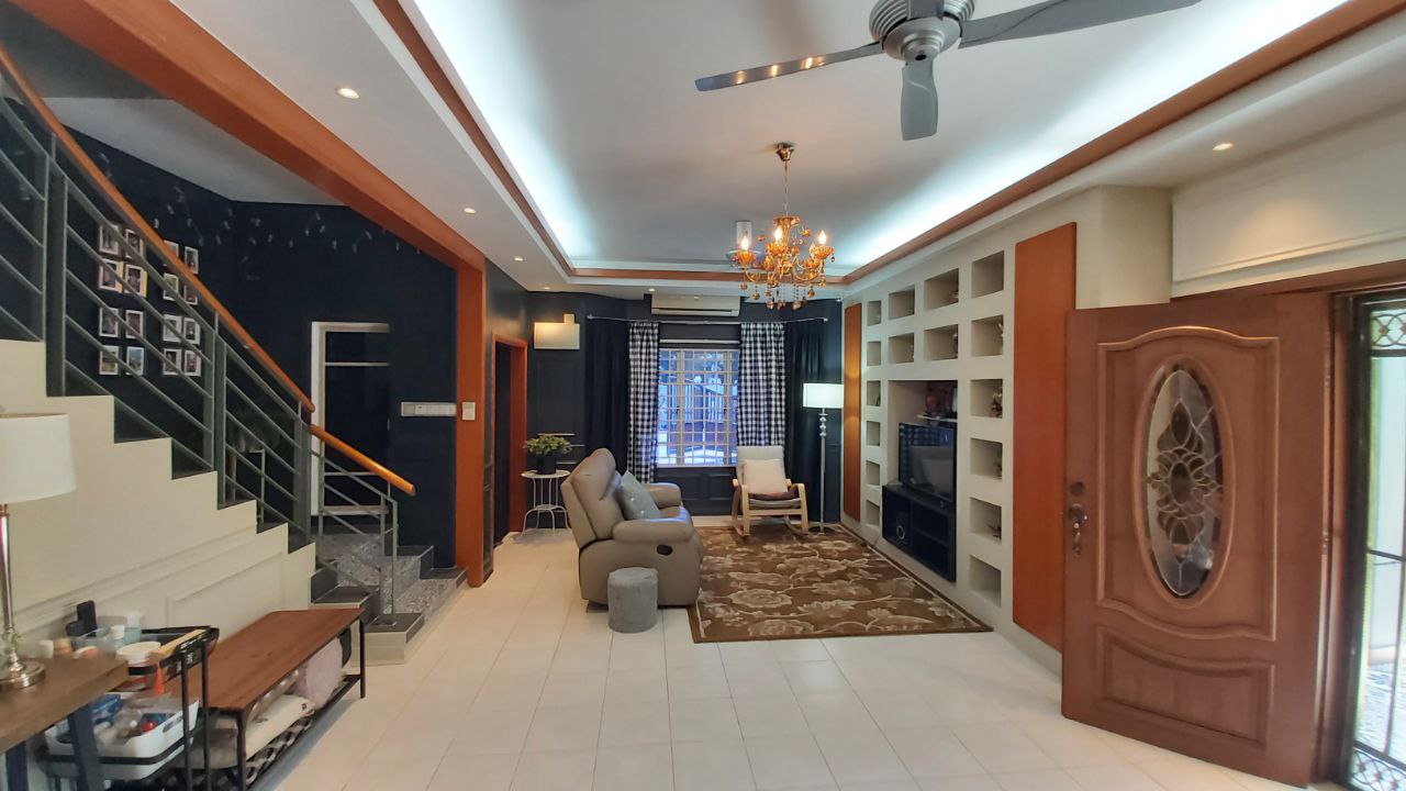 Rumah Teres Corner Taman Dagang Avenue - photo 3