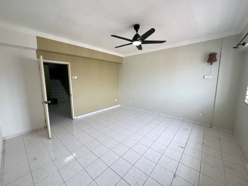 Sri Raya Apartment Kajang Penthouse - photo 13