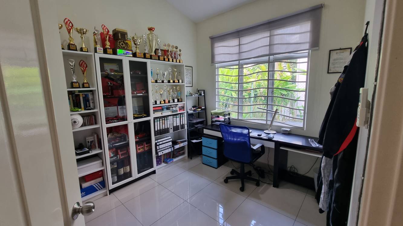 Jentayu Bandar Baru Enstek Luxury Bungalow - photo 4