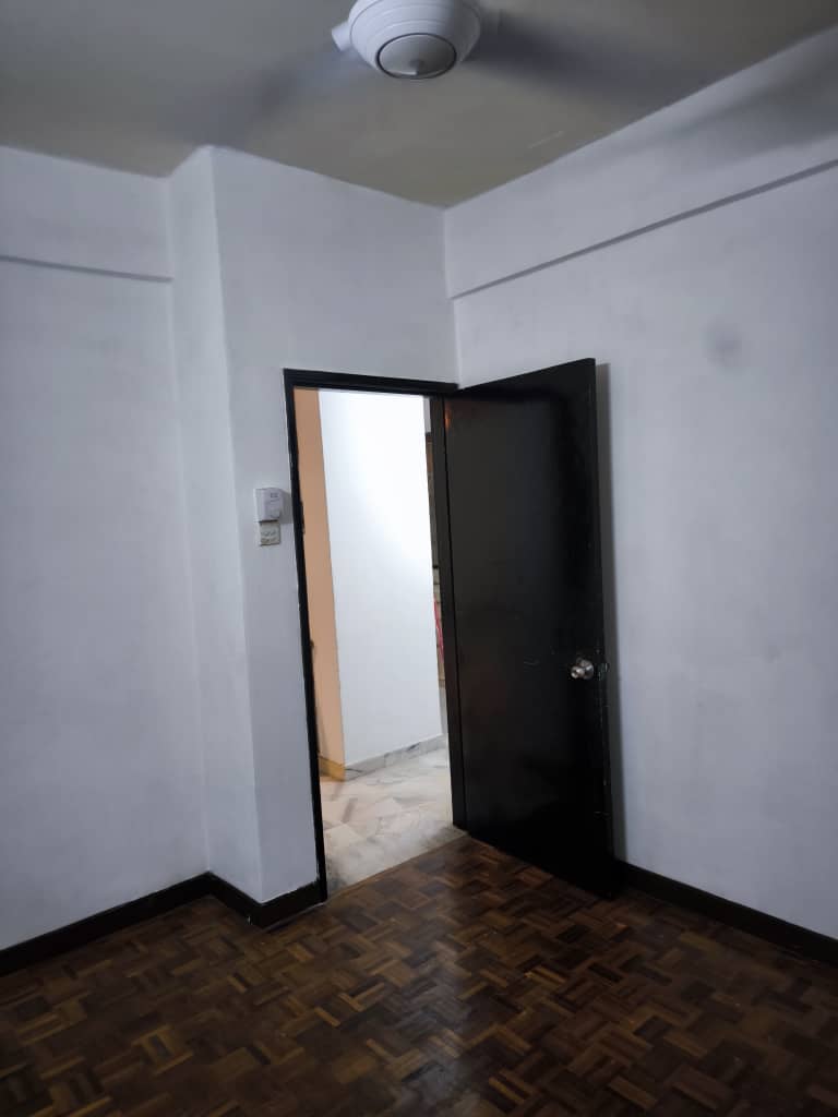 Waizuri 2 Condominium Seksyen 5 Wangsa Maju KL - photo 8