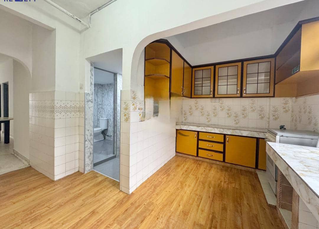 RENOVATED Freehold Mahsuri Apartment, Setiawangsa - photo 8