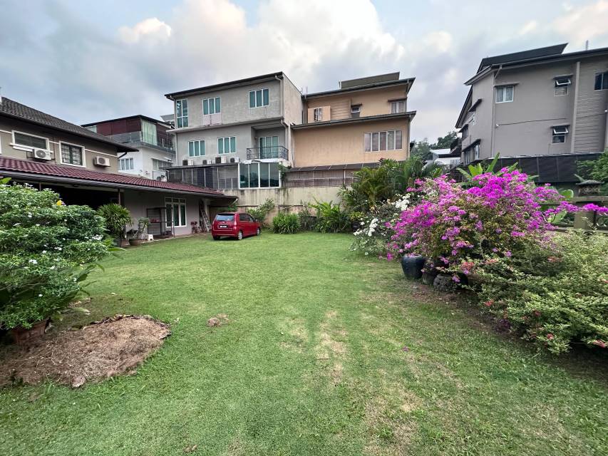 Tanah Lot Bungalow, Kemensah Taman Melawati - photo 10