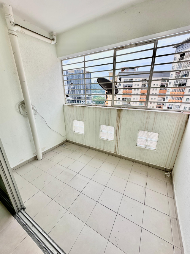 Residensi Bistaria Block B Tingkat 23 Kak Yus - photo 4