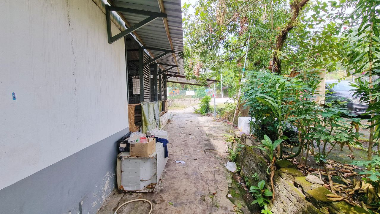 Tanah Lot Bungalow Klang Gate - photo 11