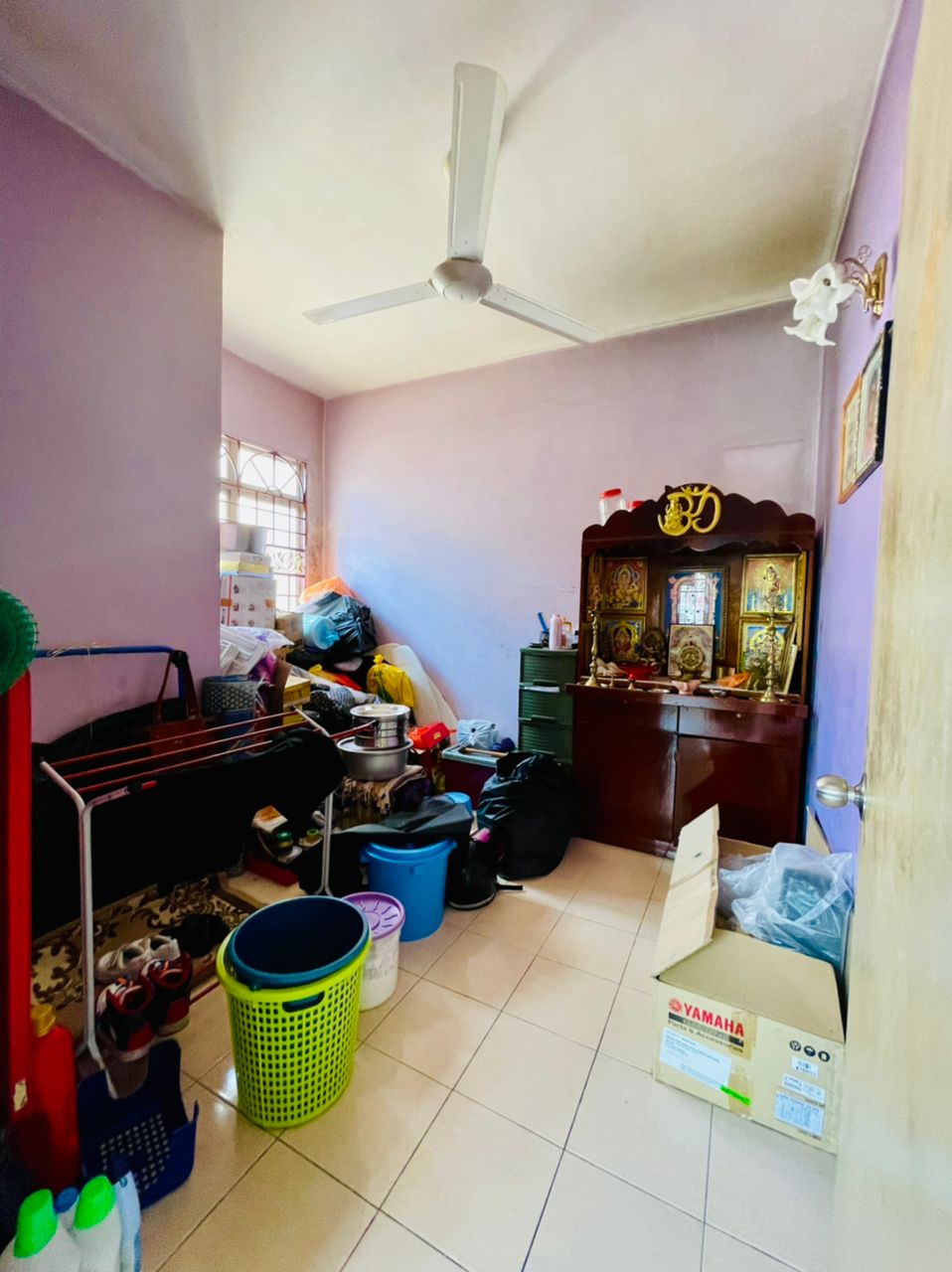 CORNER LOT 2 STOREY JALAN TASIK KESUMA , BERANANG - photo 3