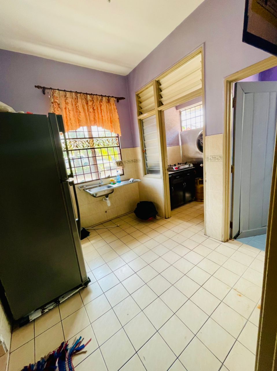 CORNER LOT 2 STOREY JALAN TASIK KESUMA , BERANANG - photo 6