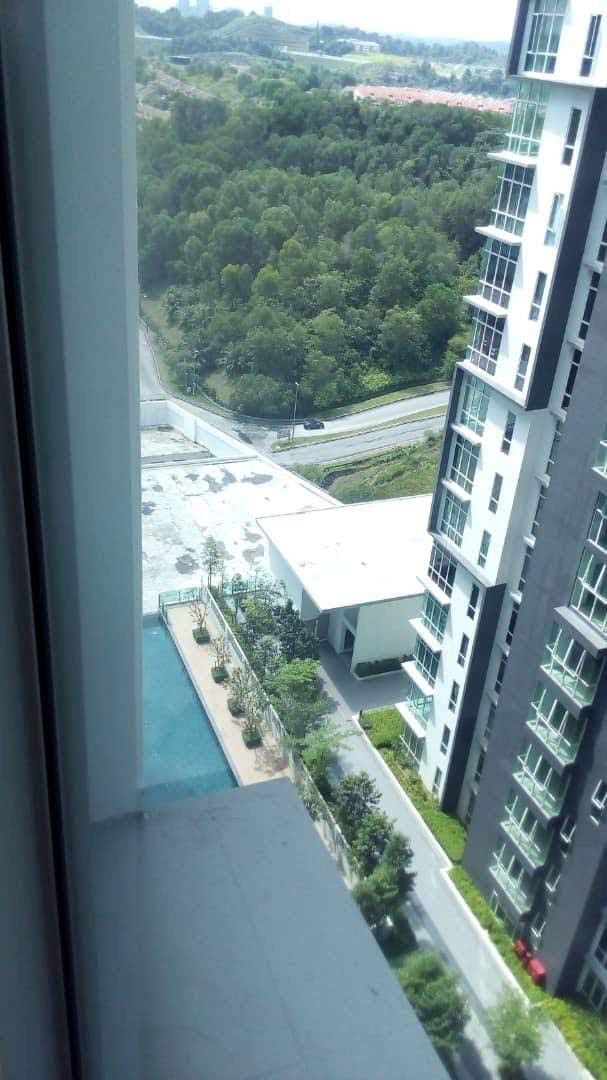 CORNER LOT SOHO WITH POOL VIEW DI SERI KEMBANGAN - photo 2