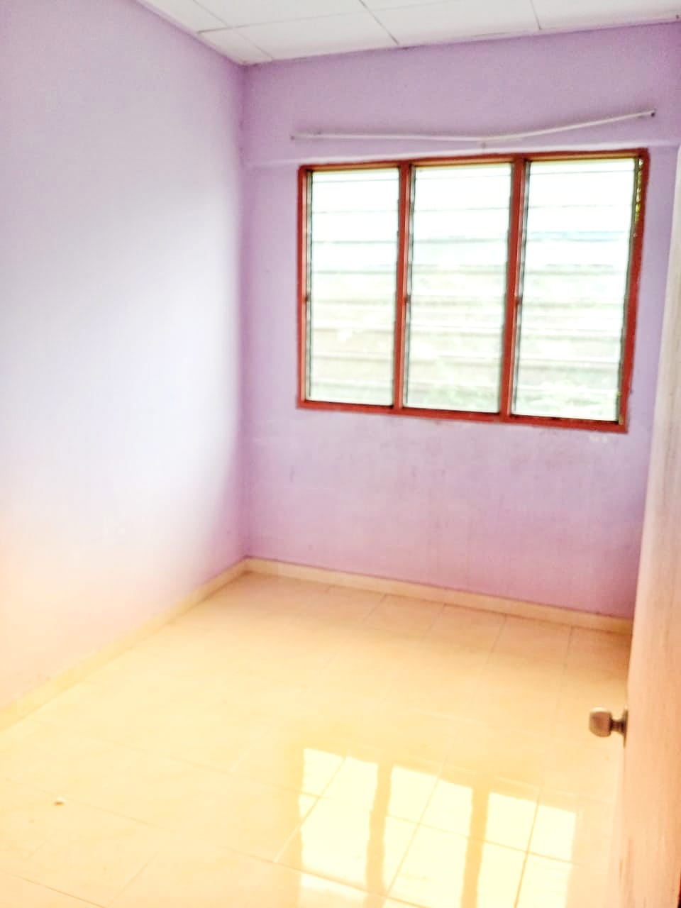 DOUBLE STOREY LOWCOST TAMAN KANTAN KAJANG - photo 2