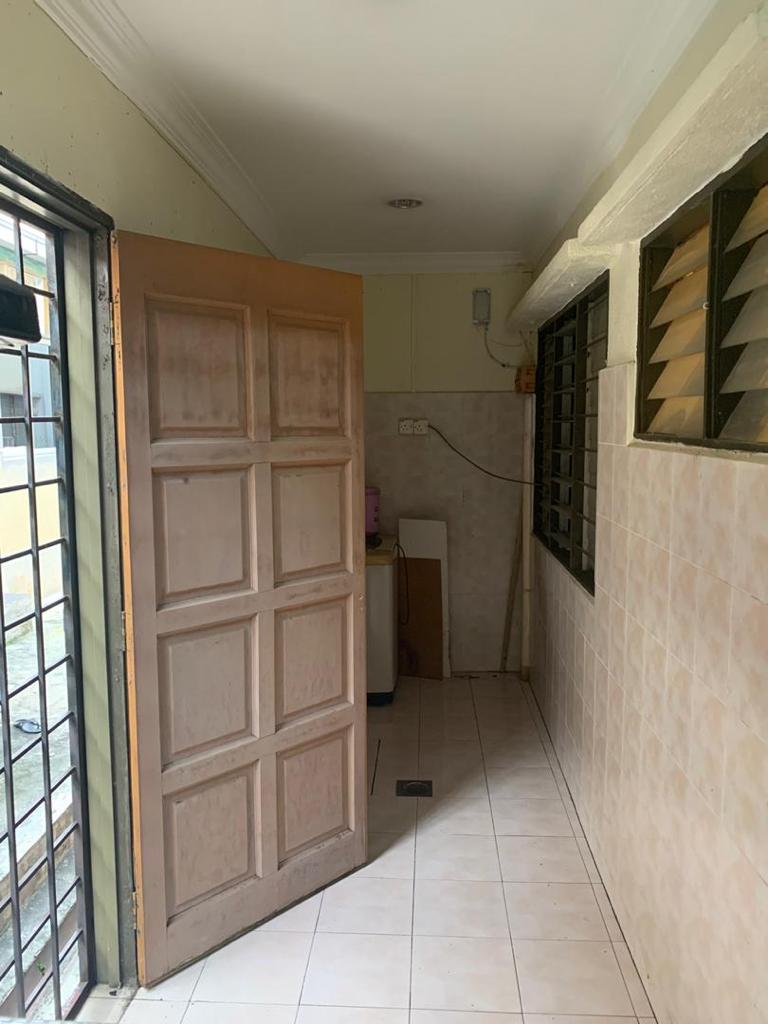NEW DOUBLE STOREY TERRACE HOUSE BELOW MARKET VALUE - photo 3