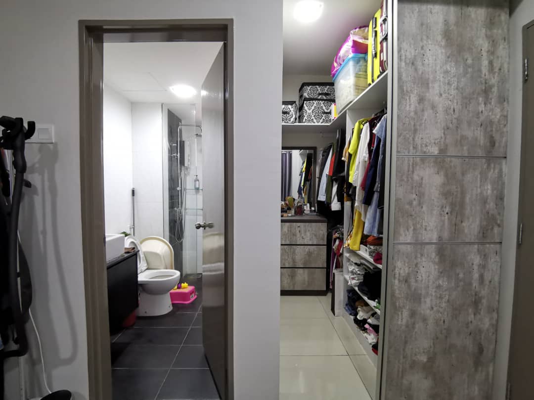 Apartment - photo 8