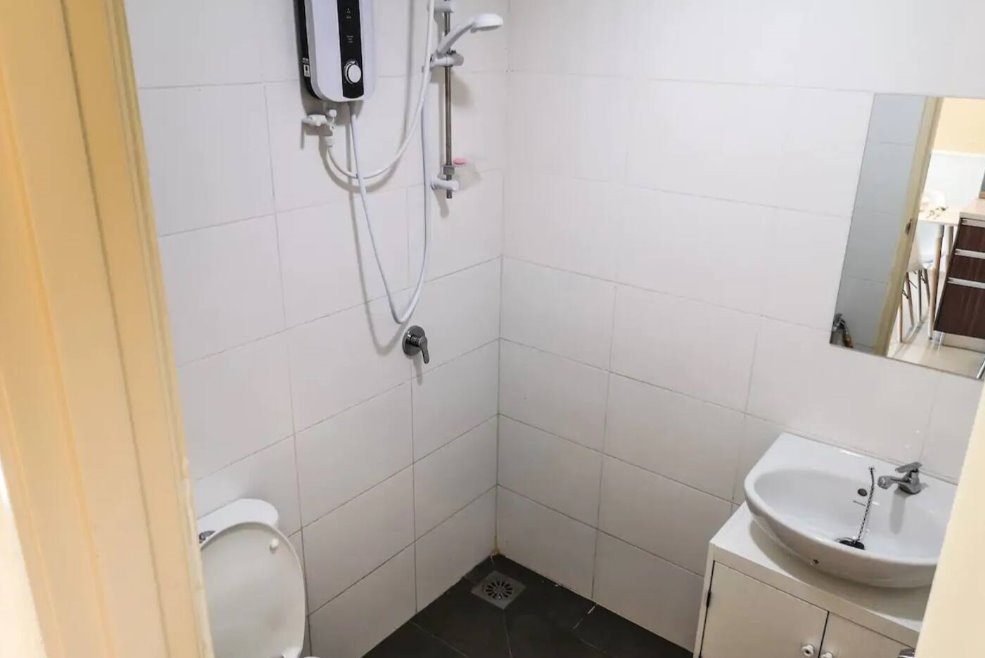 Apartment - photo 10