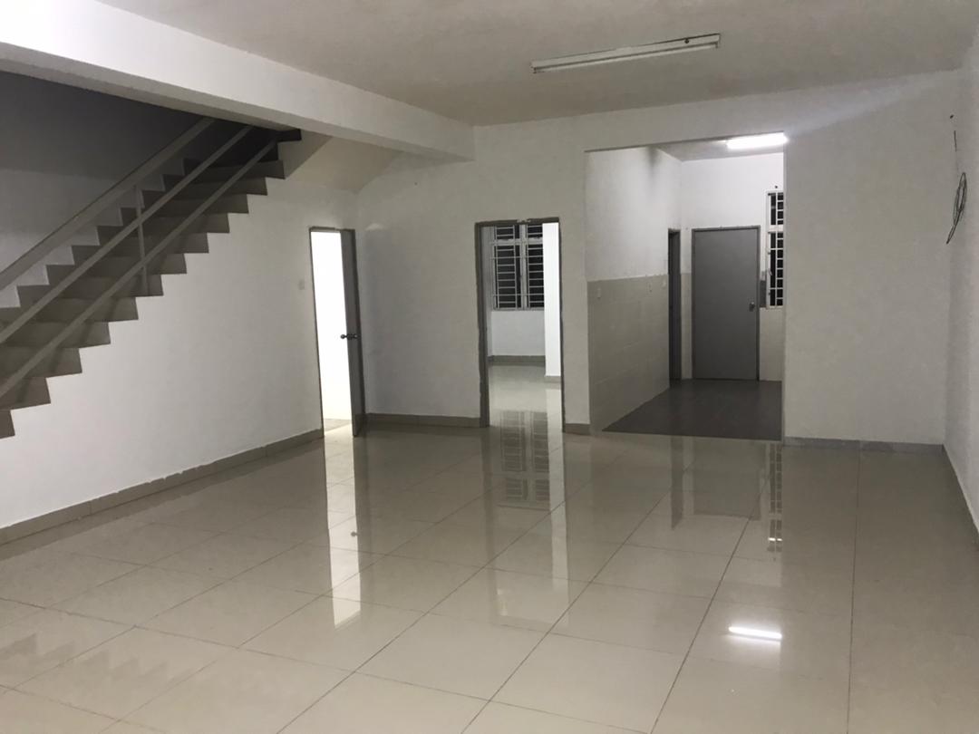 Double Storey Terrace - photo 2