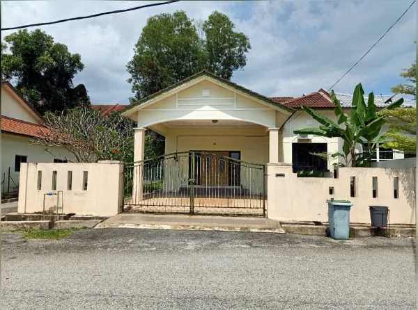 Semi D Pelindung Maju, Beserah - photo 1