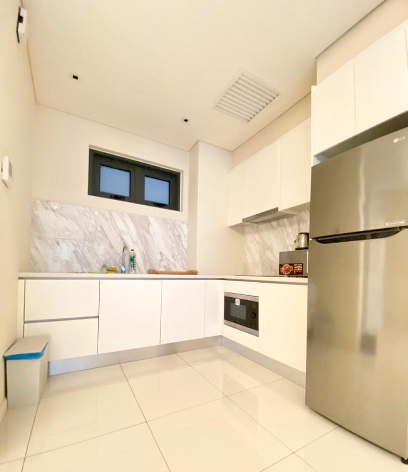 Tribeca Bukit Bintang 868sqft 2R2B FF RM3200 - photo 6