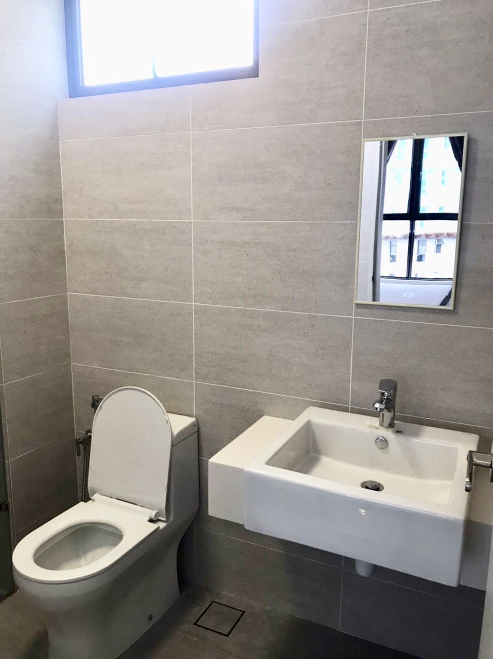 Citizen 2 723sqft FF RM1800 - photo 12