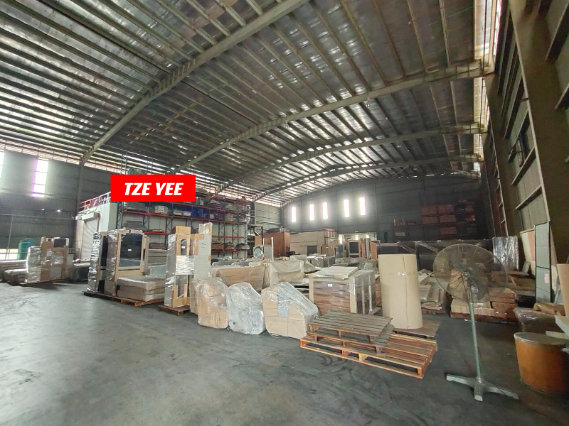 BUKIT MINYAK FACTORY WAREHOUSE FOR SALE 90,000SF CEILING HEIGHT 40FT - photo 3