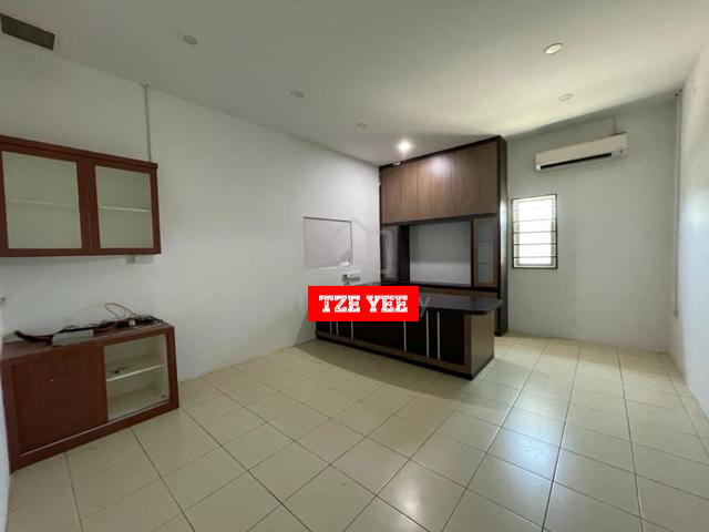 JURU NEAR BUKIT MINYAK DETACHED FACTORY WAREHOUSE FOR RENT 49,509SF CEILING HEIGHT 30FT - photo 8