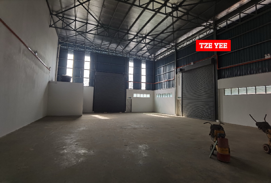 JURU NEAR BUKIT MINYAK FACTORY WAREHOUSE RENT 11,500SF CEILING 25FT - photo 2
