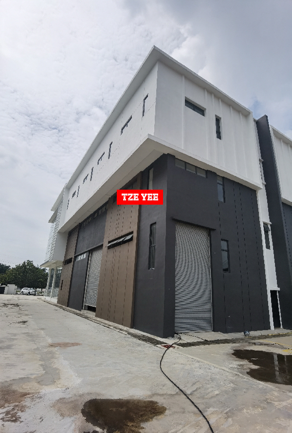 SUNGAI BAKAP VALDOR SEMI-D FACTORY WAREHOUSE RENT 13,500FT CEILING HEIGHT 32FT - photo 2
