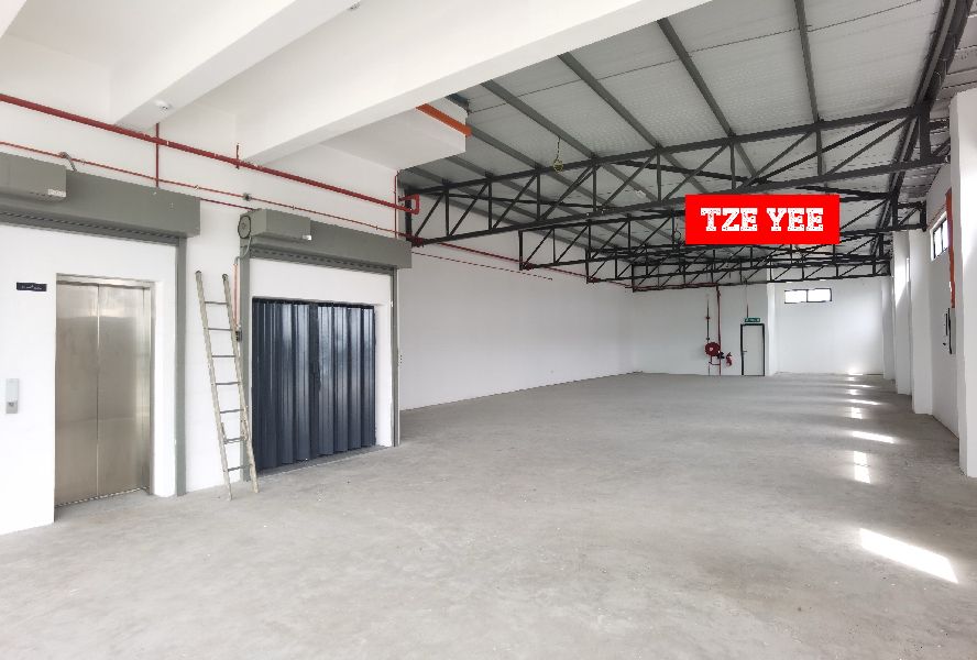SUNGAI BAKAP VALDOR SEMI-D FACTORY WAREHOUSE RENT 13,500FT CEILING HEIGHT 32FT - photo 3